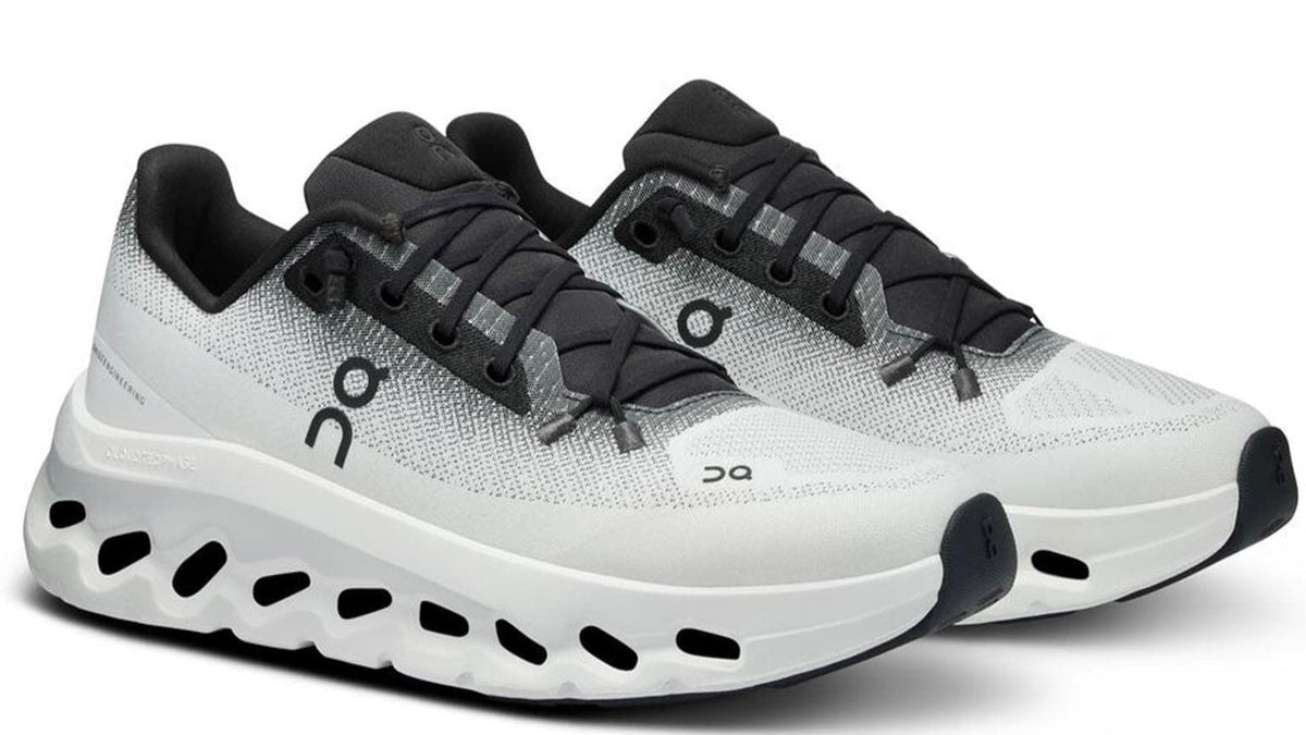 On Running Cloudtilt Black Ivory (Women's)