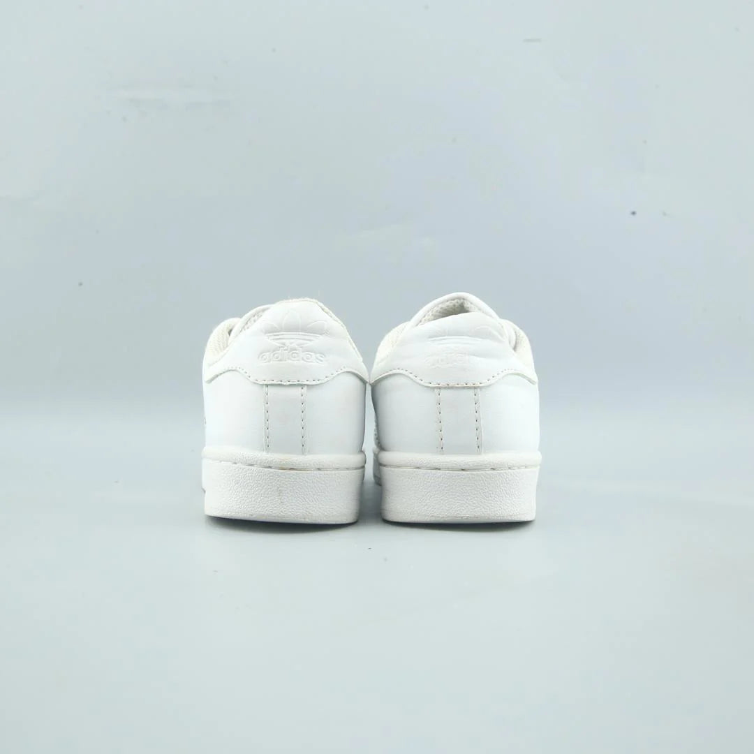 SUPERSTAR