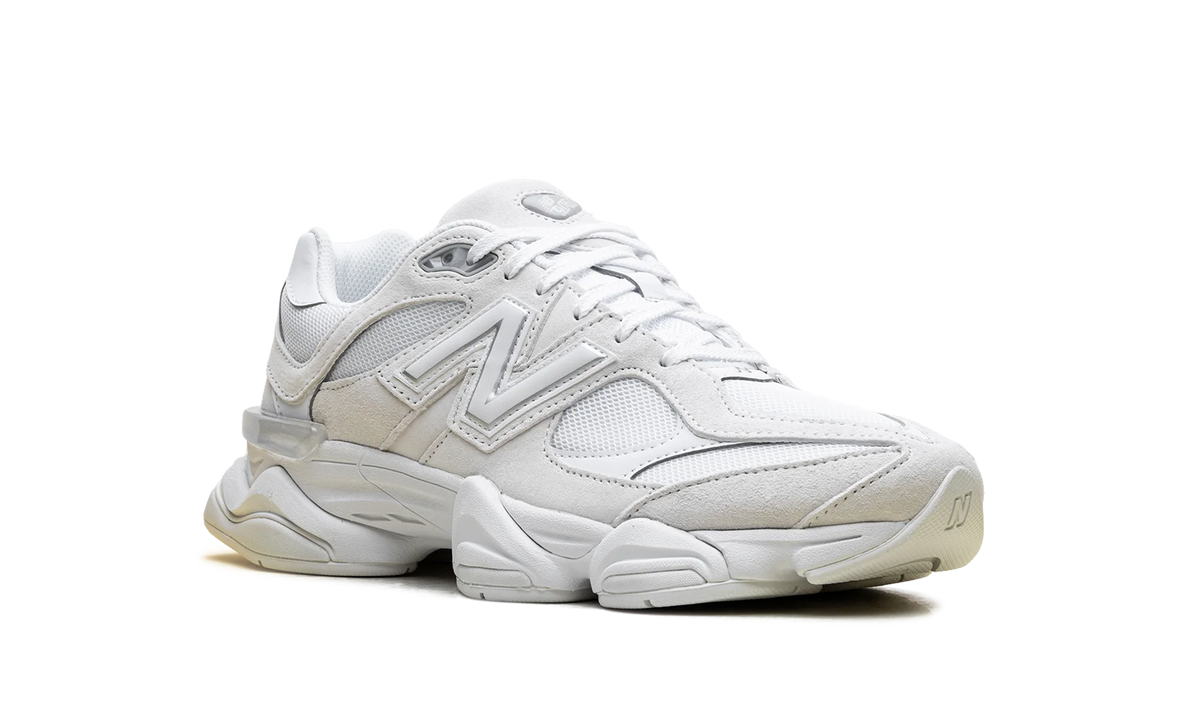 9060 "Reflection White" U906027Z