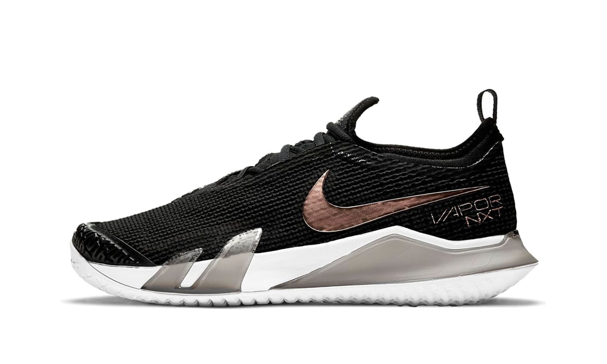 Court React Vapor NXT Wmns"Black/ Metallic Red" CV0742 002