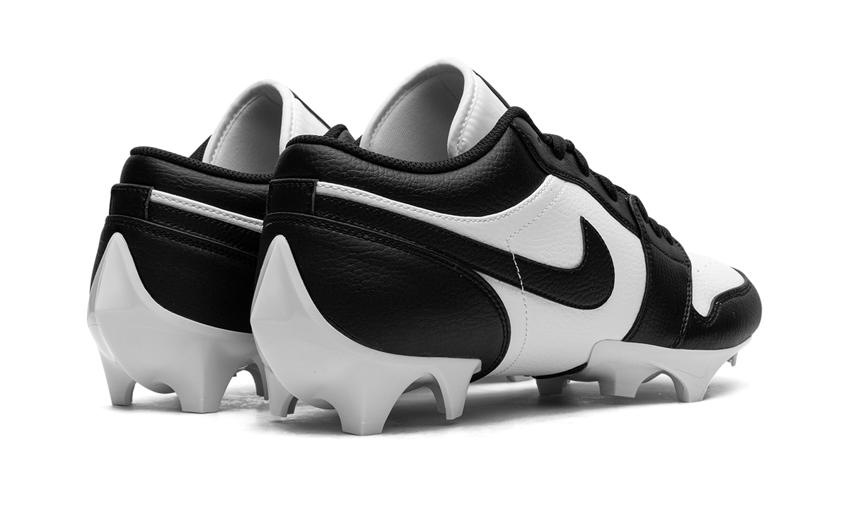1 Low TD Cleat "Panda" FJ6245 100