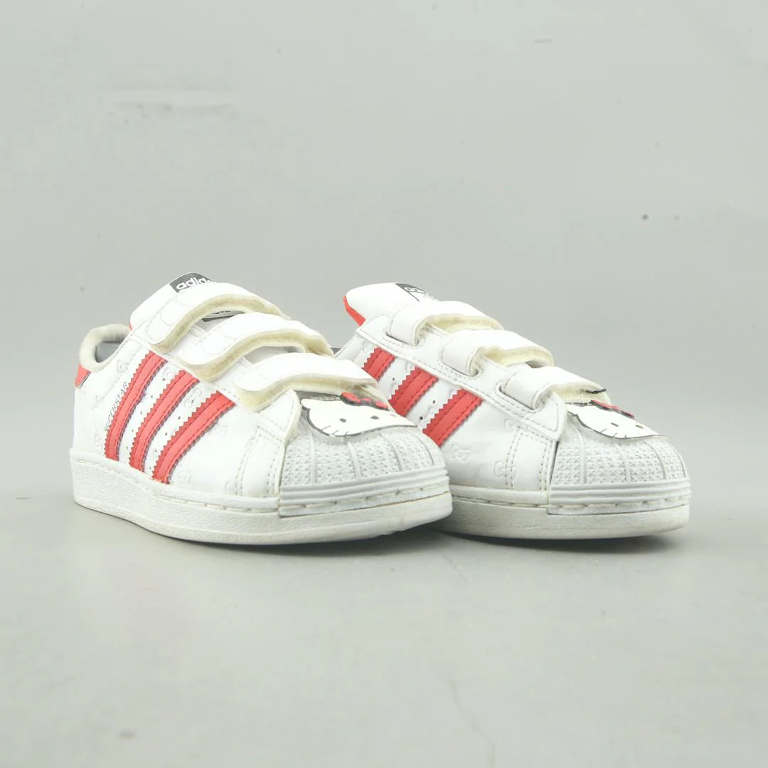 SUPERSTAR