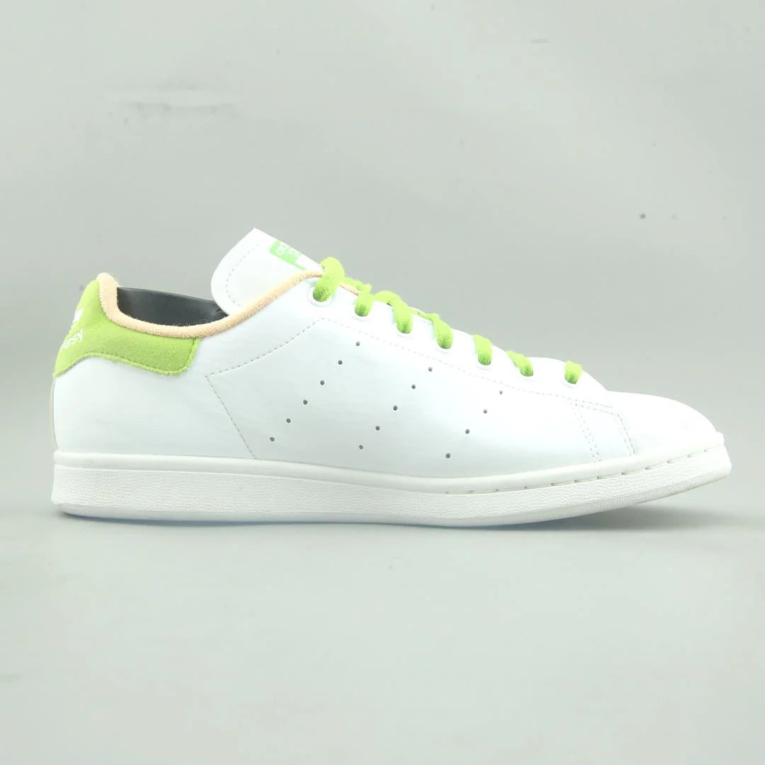 STAN SMITH