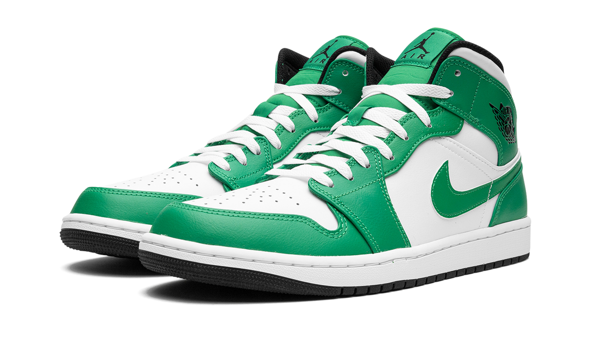 1 Mid "Lucky Green" DQ8426 301