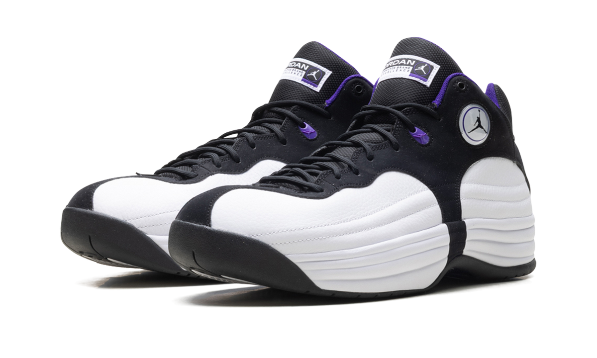 Jumpman Team "White/Field Purple" CV8926 105