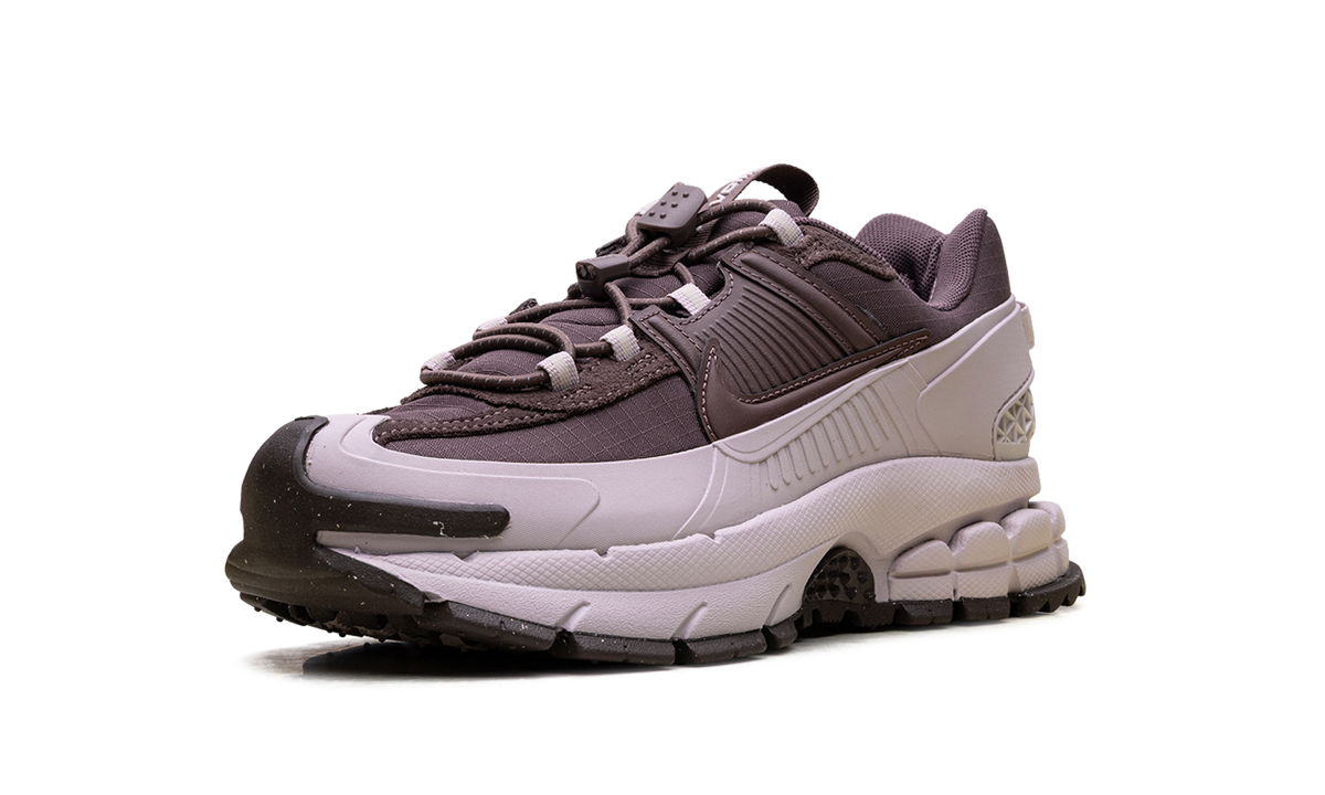 Zoom Vomero 5 Roam WMNS"Particle Rose" HQ2181 501