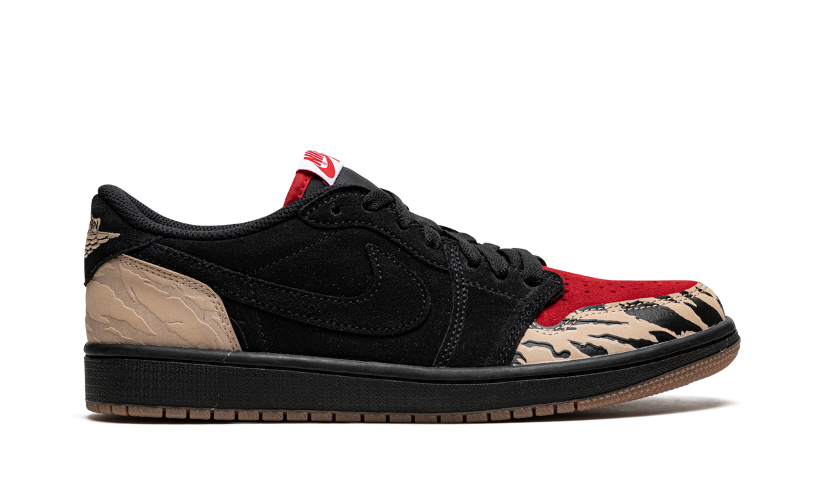 1 Low SP "SoleFly - Carnivore" DN3400 001